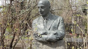 Престижный и достаточно редкий способ отразить индивидуальность усопшего